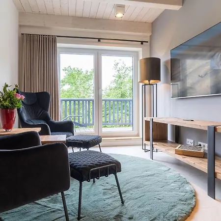 بيت للعطل Lodge-54-14a *